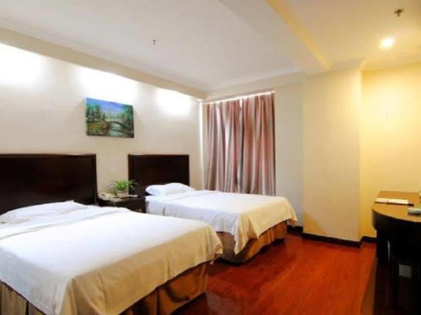 Greentree Inn Chongqing North Railway Station Express Hotel Eksteriør billede